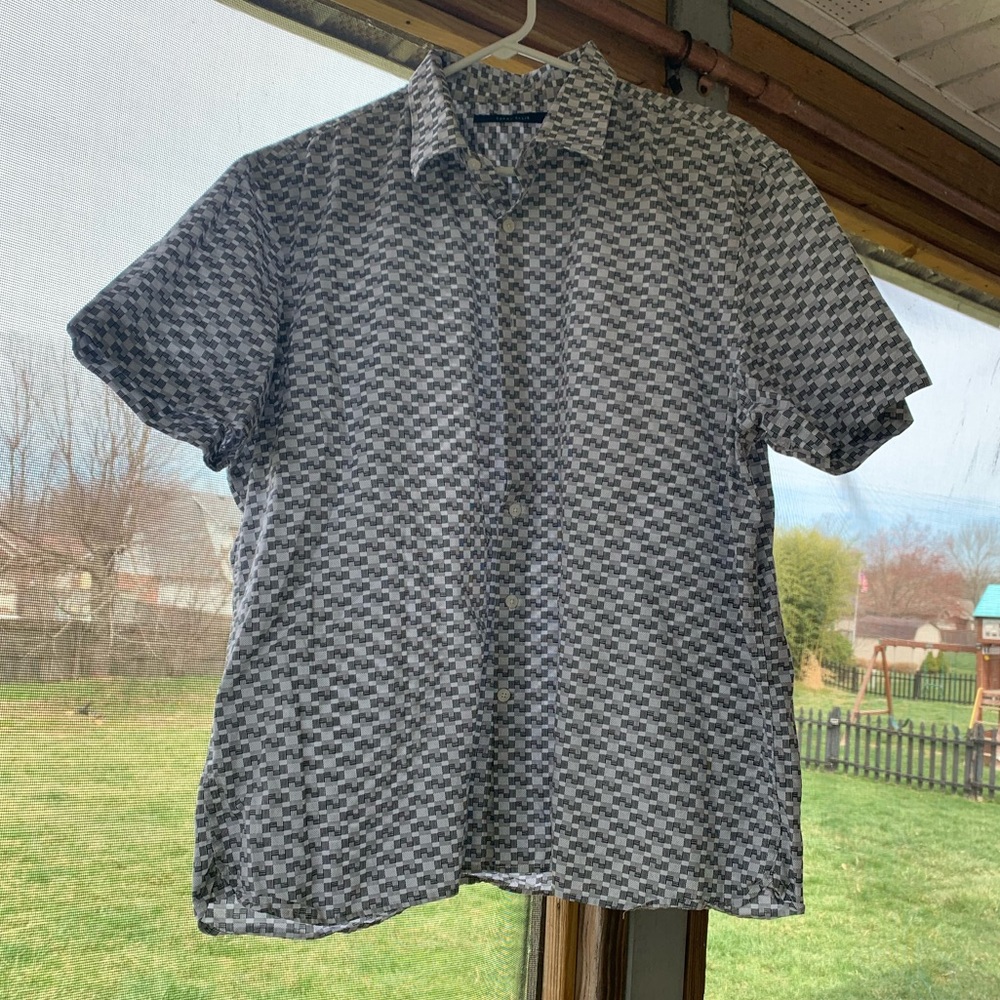 Men’s Perry Ellis Short Sleeve Casual Button Down w/ Unique Design Size XXL